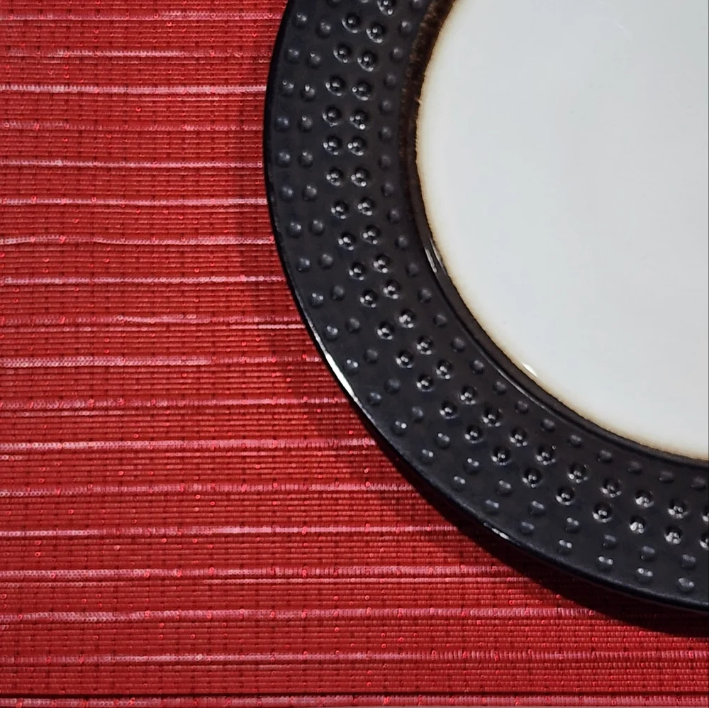 AVA Set of‎ 6 Red Rectangular Polyester Placemat 13x19in Ideal for Holiday Decor